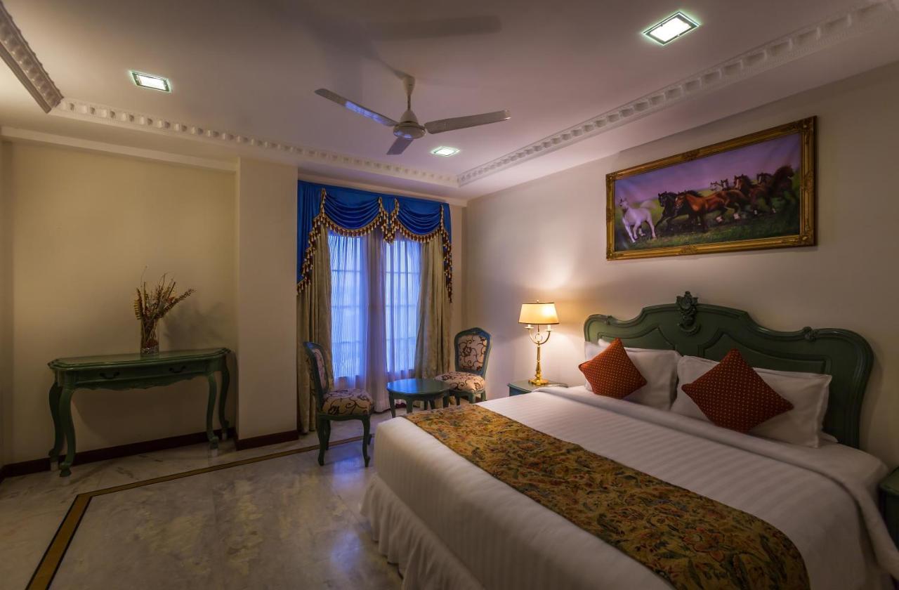 Hotel Le Royal Park Pondicherry Esterno foto