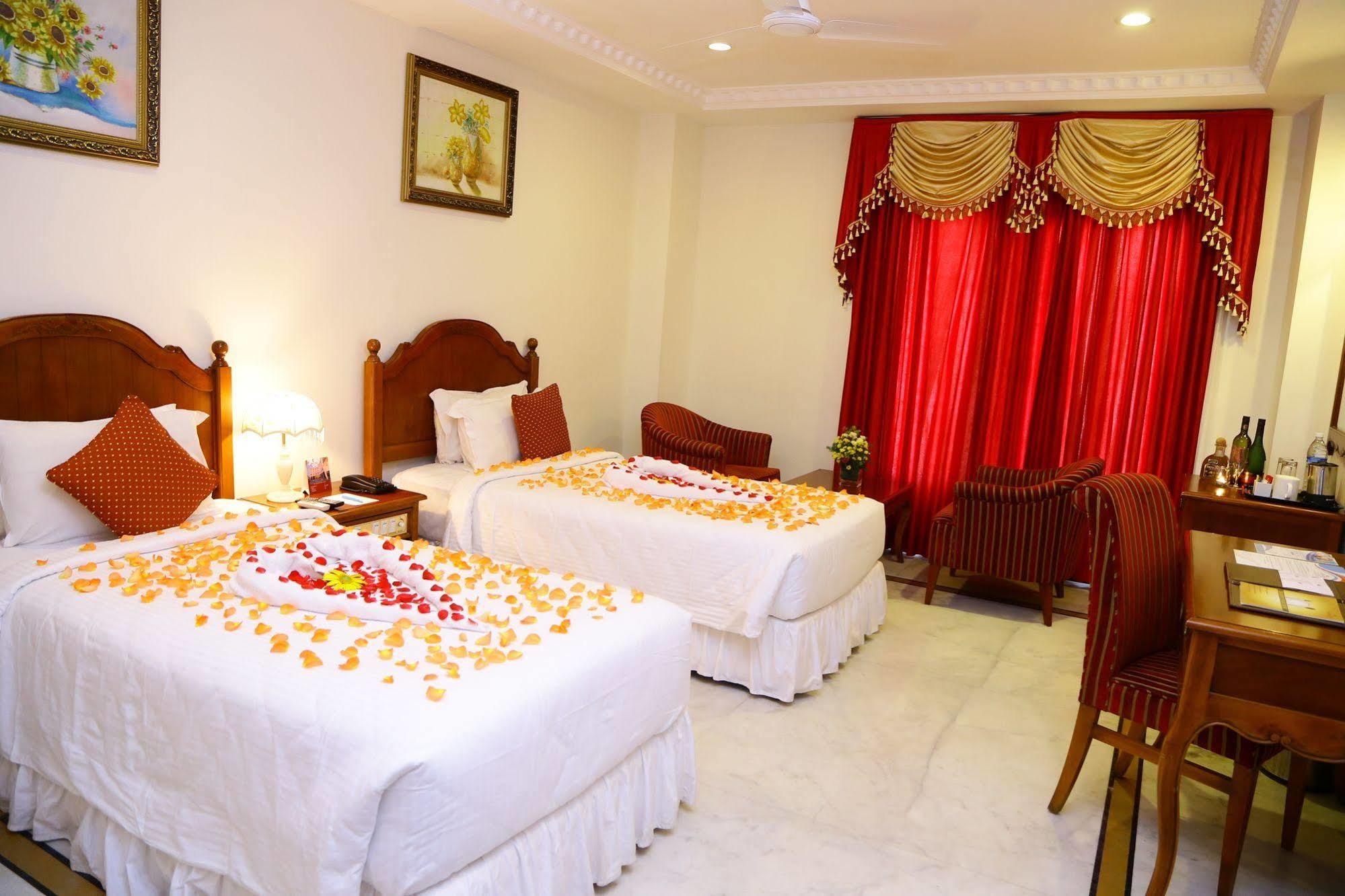 Hotel Le Royal Park Pondicherry Esterno foto