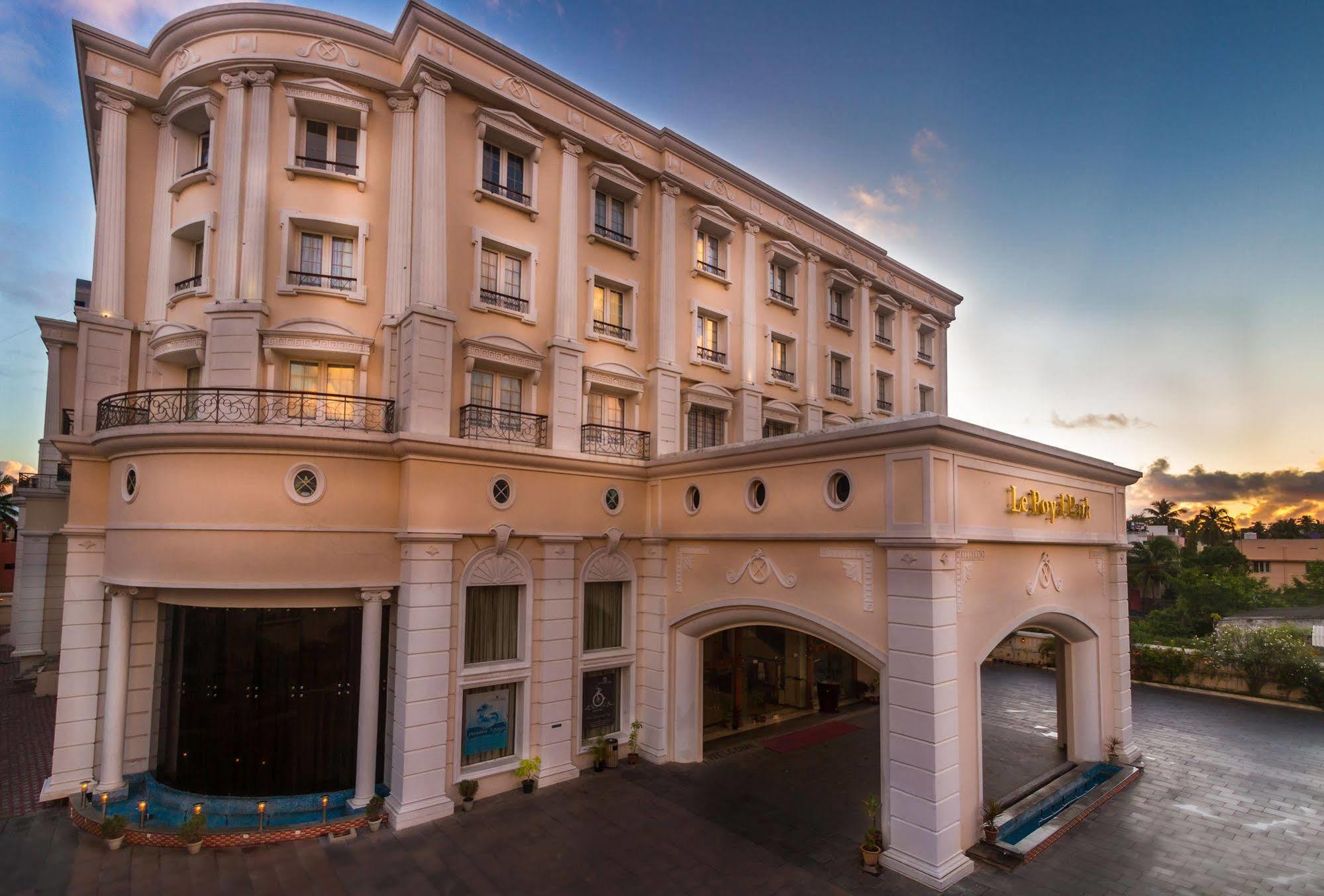 Hotel Le Royal Park Pondicherry Esterno foto