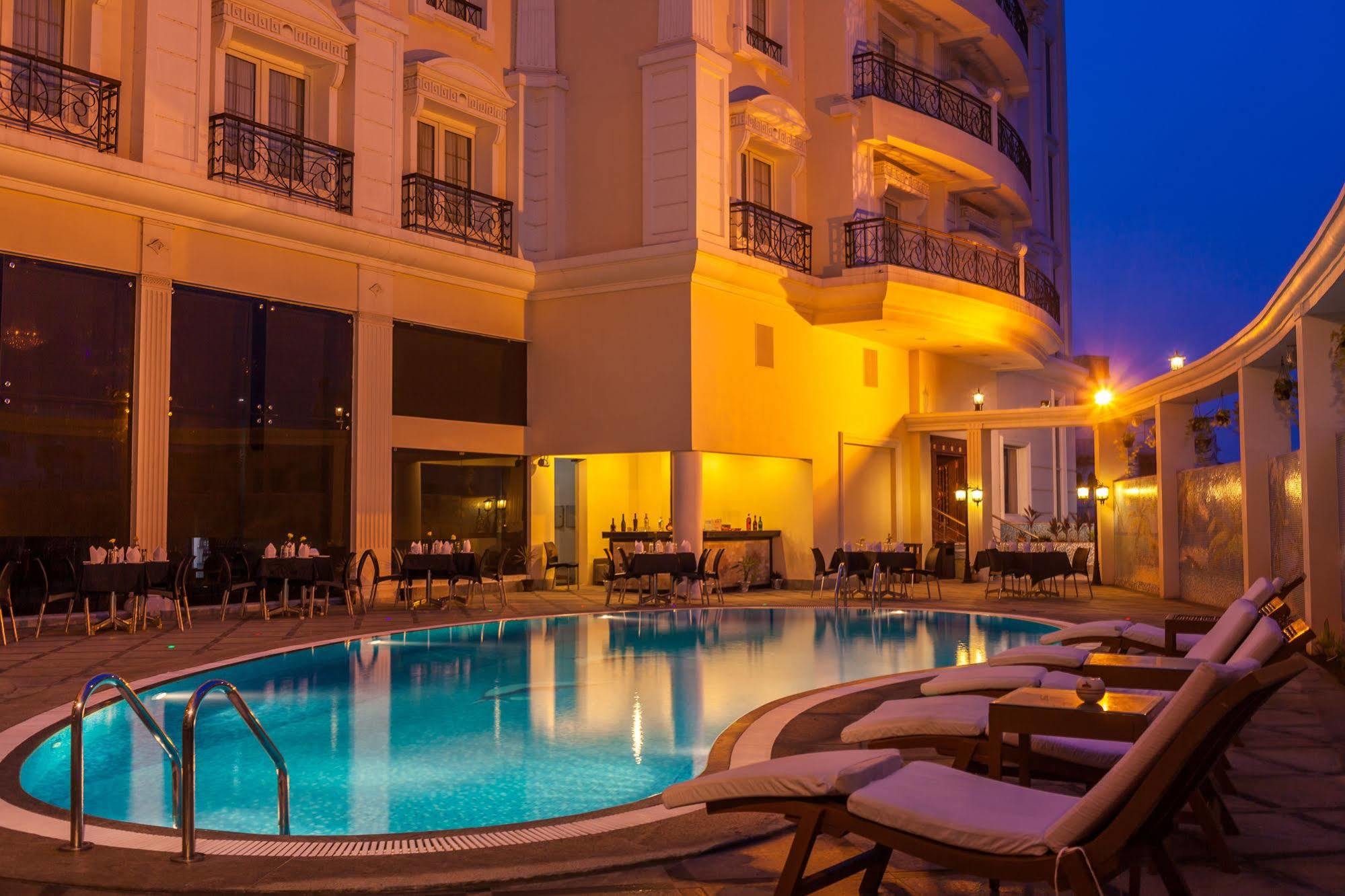 Hotel Le Royal Park Pondicherry Esterno foto