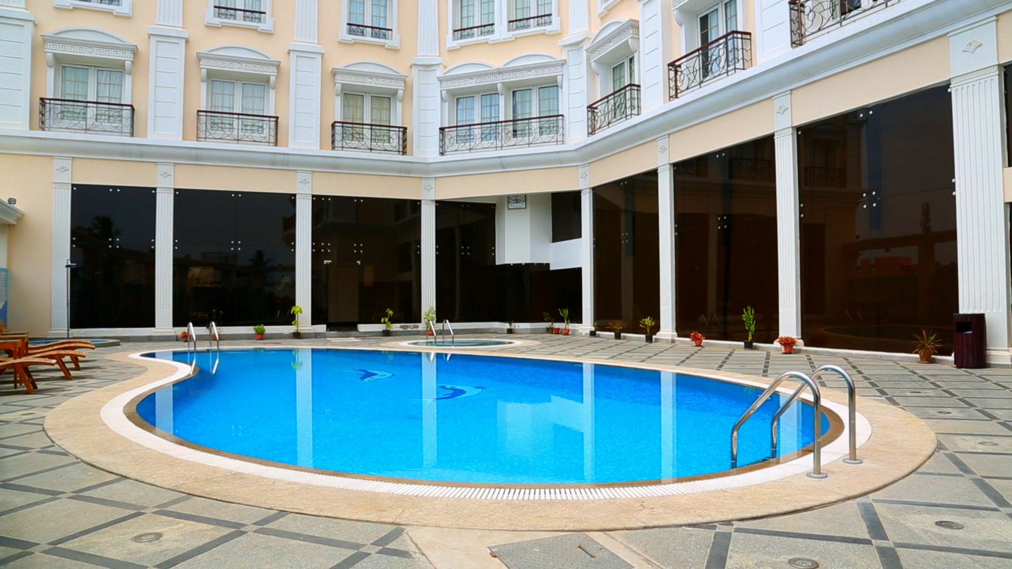 Hotel Le Royal Park Pondicherry Esterno foto